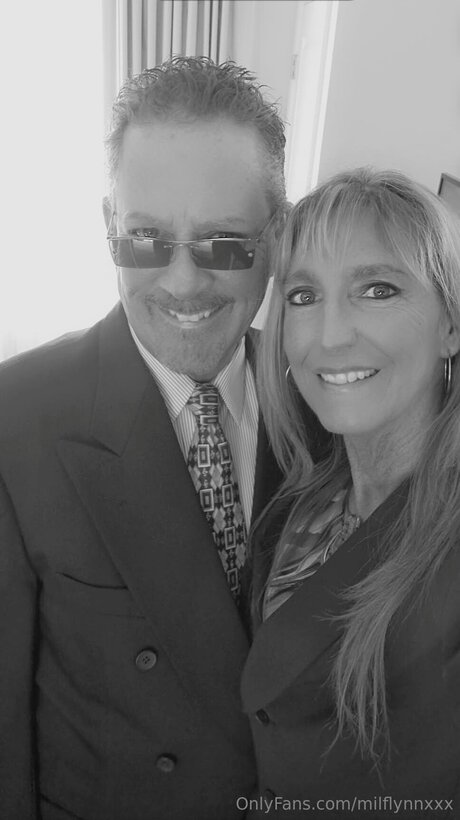 MilfLynnXXX porno nackte galerie