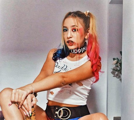 MileyMousse xxx nackten bild