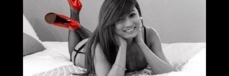 Jeine Meriz pornostar erotische bild