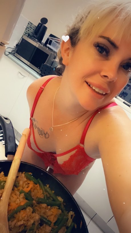 Alice in Dreamland_ Profilbild