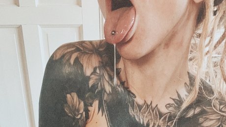 Miss F VIP freie bild