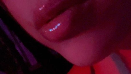 Mami Miq heiße erotische galerie