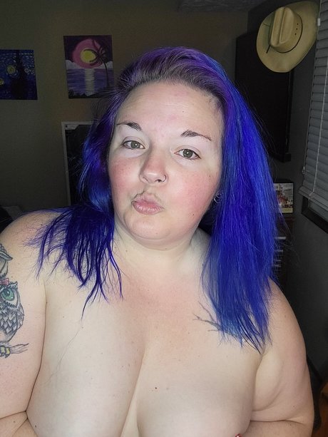 Camo Goddess schauspielerin perfekte bilder