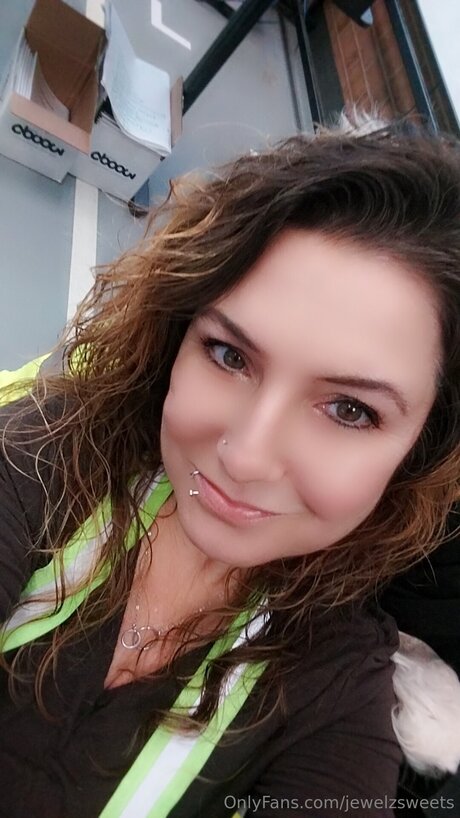 Jewelz Sweets schauspielerin erotische bild