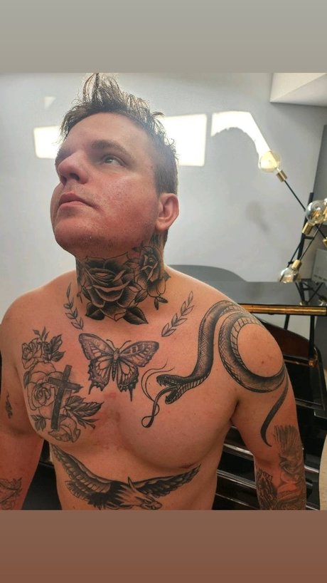 jayreece001 schauspielerin akt bilder