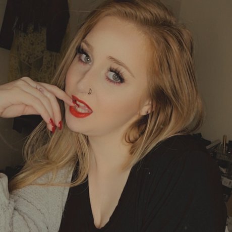 Miss Red xxx freie archiv