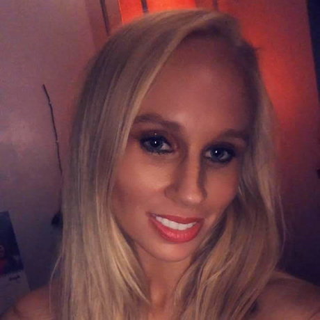 MJ Dunkin schöne erwachsene foto