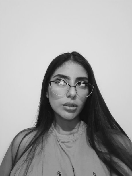 IluminatiQueen Profilbild