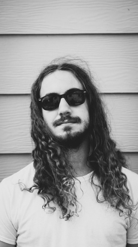 Mitchell McLaughlin schauspielerin schöne fotos