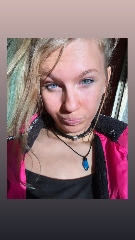 Hollie star_ pornostar hd galerien