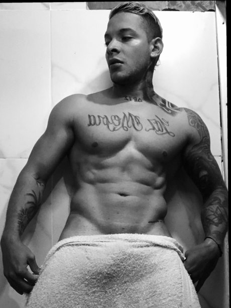 JeyMo exklusive pornostar galerien