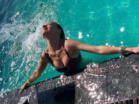 Monica Beilish nacktheit freie bilder