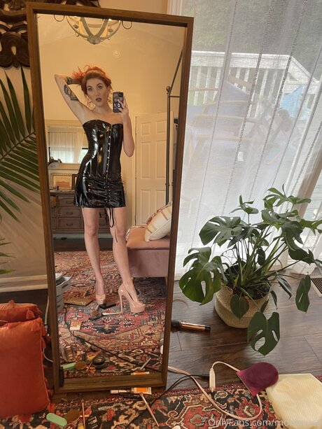 Molli s Bondage_ nackt nette archiv