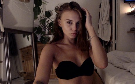 jessamyb_ schauspielerin sexy galerie