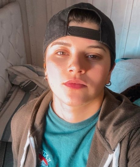 ElianaF exklusive erotische fotos