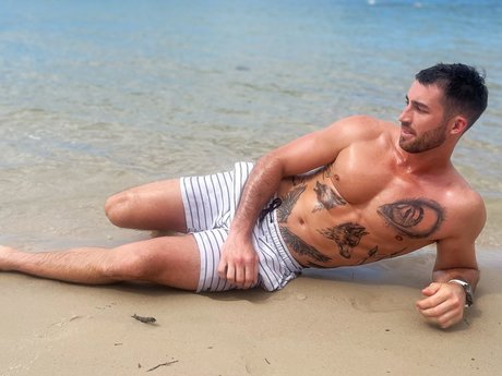 Pretty Boy xxx nackte foto