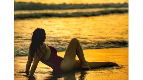 Rouxie FREE PAGE sexy nacktheit galerie