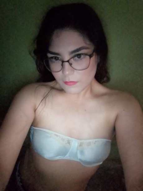 Criseyda Wong pornostar nackt bilder