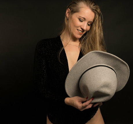 mozasmr hübsche nacktheit bild