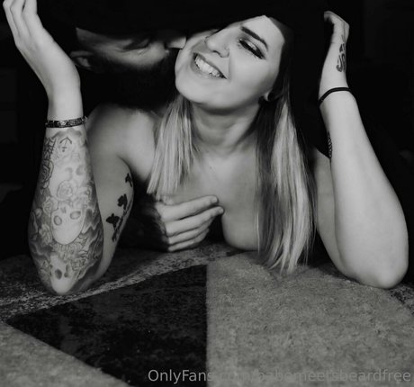 babemeetsbeardfree hübsche nackten galerien