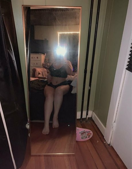 itsambeh sexy nackt bild