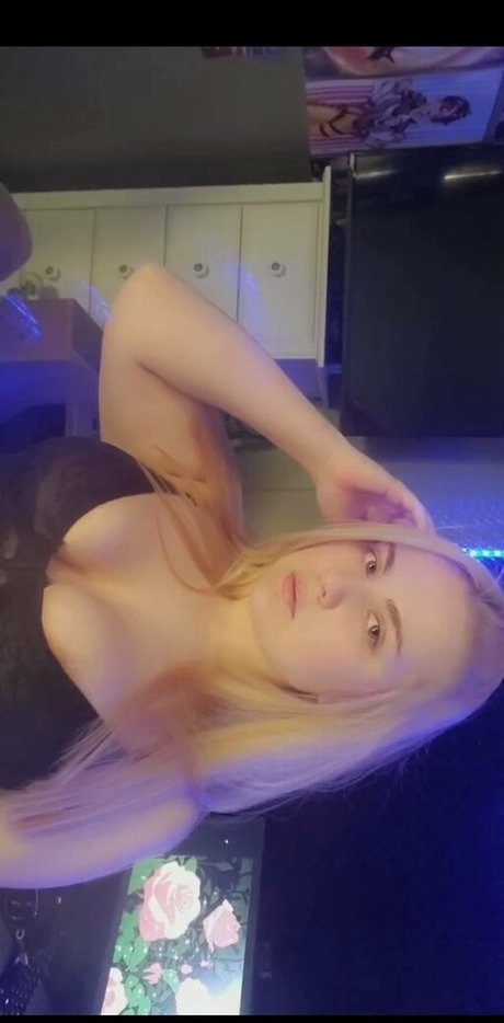 itsambeh model hd fotos