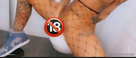 tiednpied hd erotische bild