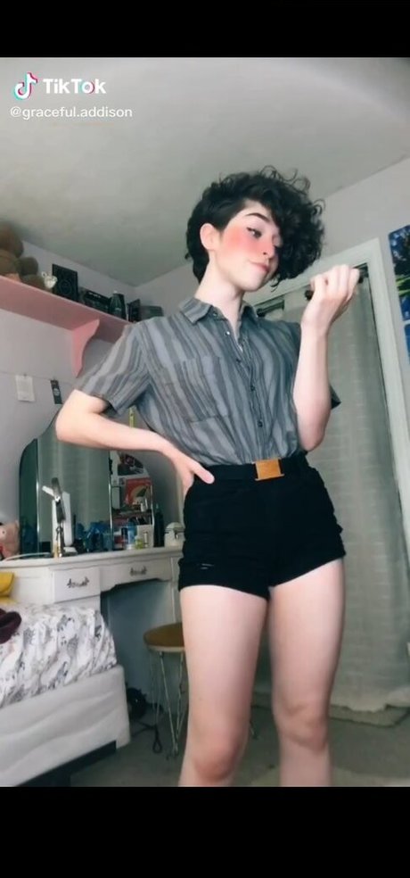 graceful addison hd bild