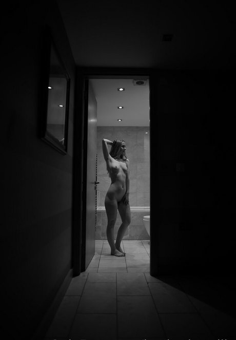 imcharlottelily top hd archiv