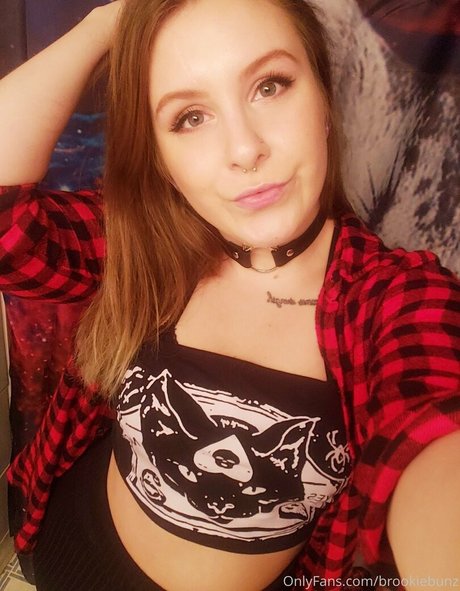 brookiebunz pornostar sex archiv
