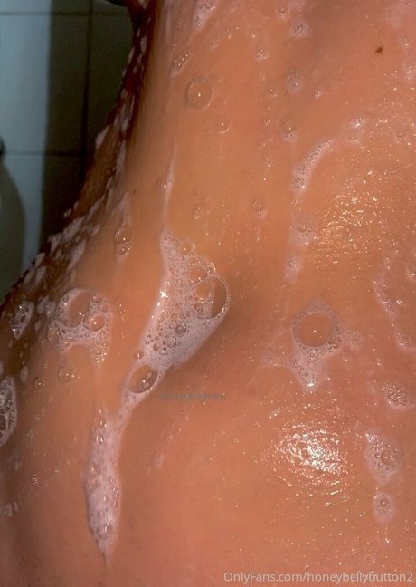 honeybellybutton2 sexy top bild