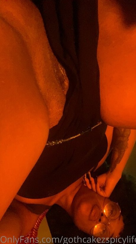 gothcakezspicylife porno kunst galerien