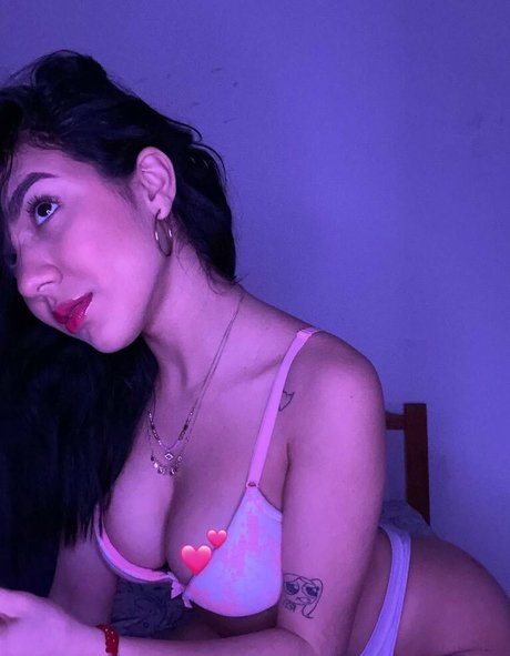 Shantal Sky sexy erotische galerien