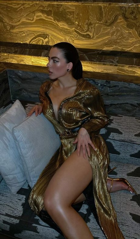 danellaurbaytv nackt sex bilder