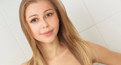 sarahisizzu top exklusive galerien