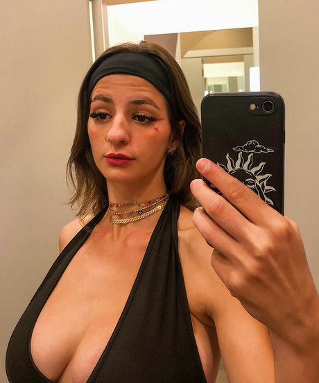 Jubartol0_ kunst nacktheit fotos