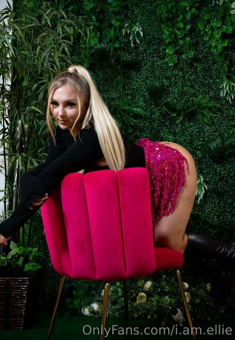 i am ellie model erotische foto