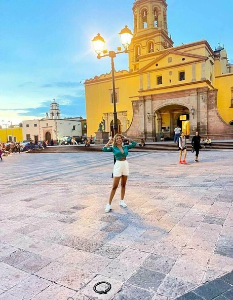 isabellanourie hübsche pornostar archiv