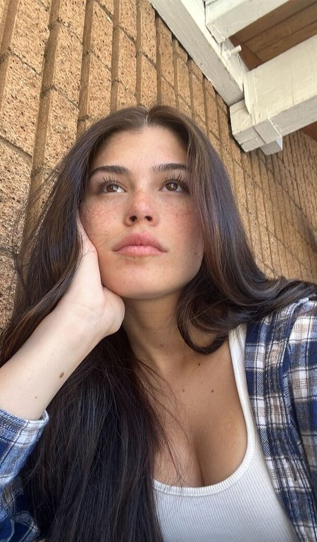 Dylan Conrique hd schöne bilder