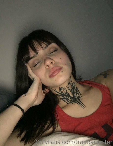 trampalucifer sexy porno foto