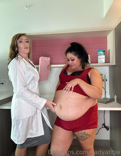 nadyabbw exklusive akt archiv