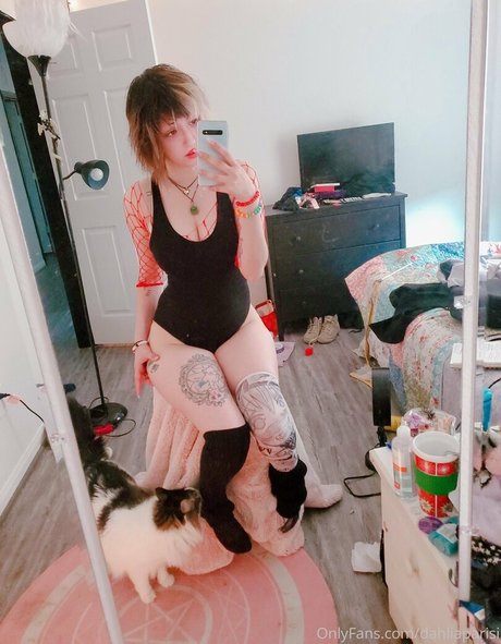 dahliaparisi model nette bilder