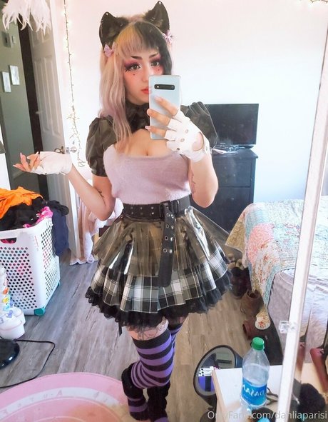 dahliaparisi schauspielerin erotische bilder