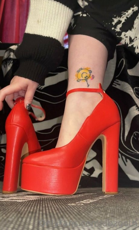 süße blonde onlyfans nette bilder