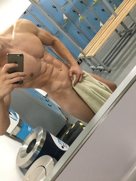 Muscle Tyler kunst nackte bild