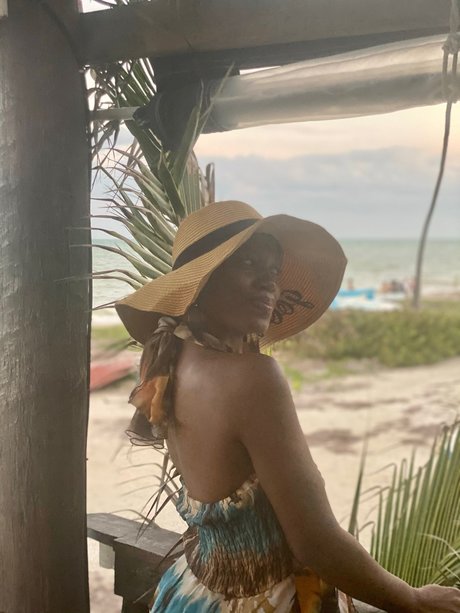 Goddess Vibes exklusive xxx bilder