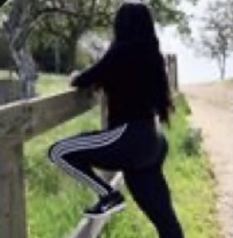 HISPY exklusive pornografische foto