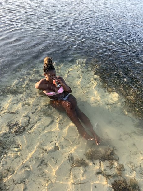 Golden Rose schauspielerin nacktheit galerie