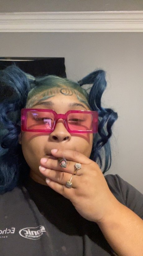 Nakedspacecadet erotische kunst galerie