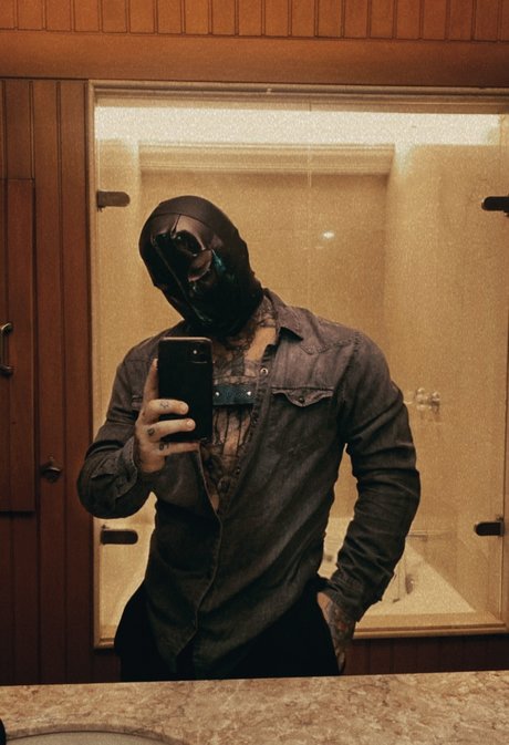 Nude souls exklusive nackte bild